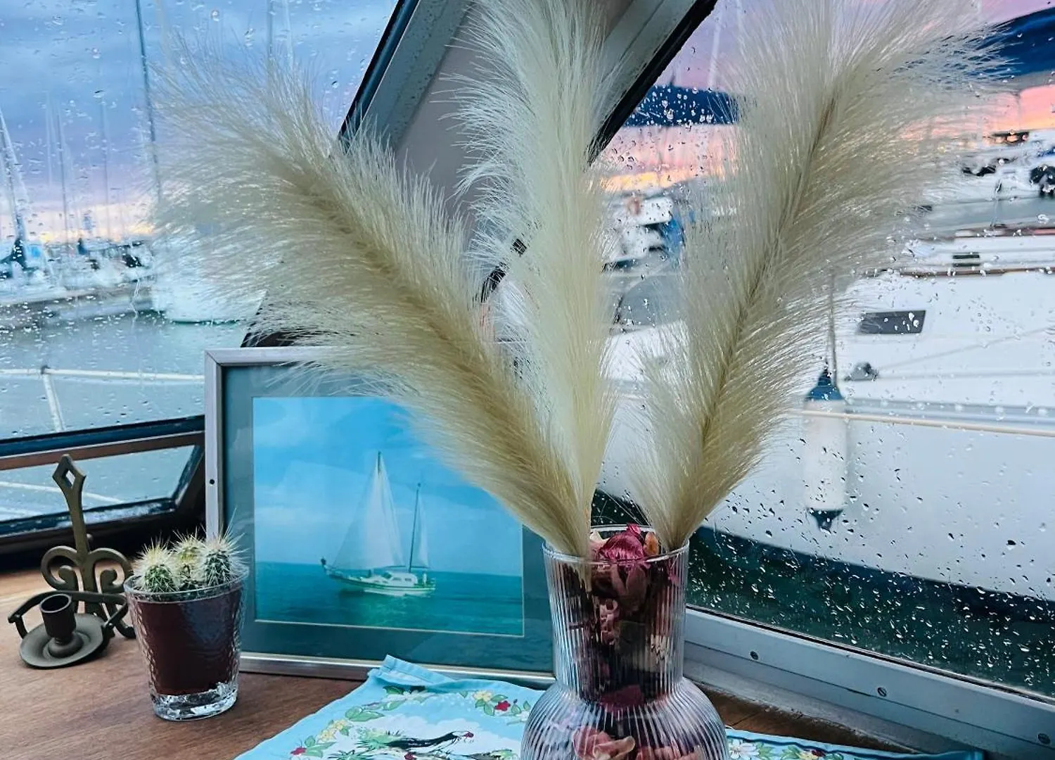 Cosy And Homey Houseboat Castelldefels Barcelona